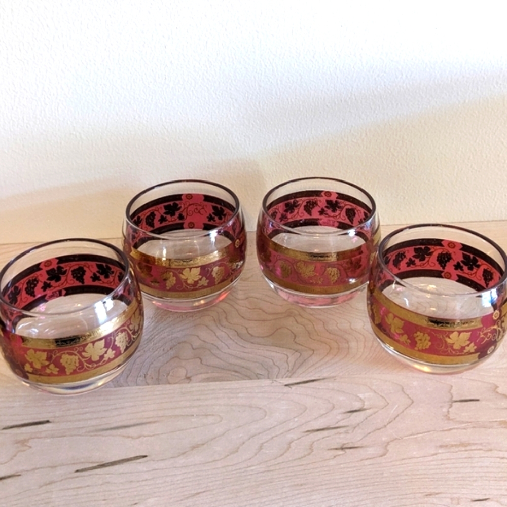 ✨SOLD✨ Vintage Mid Century Cocktail Glasses